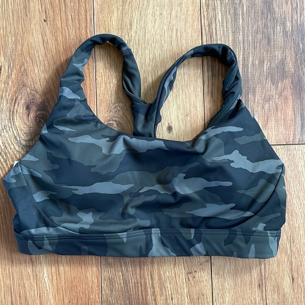 Athleta unlimited camo sports bra, size small LIKE NEW